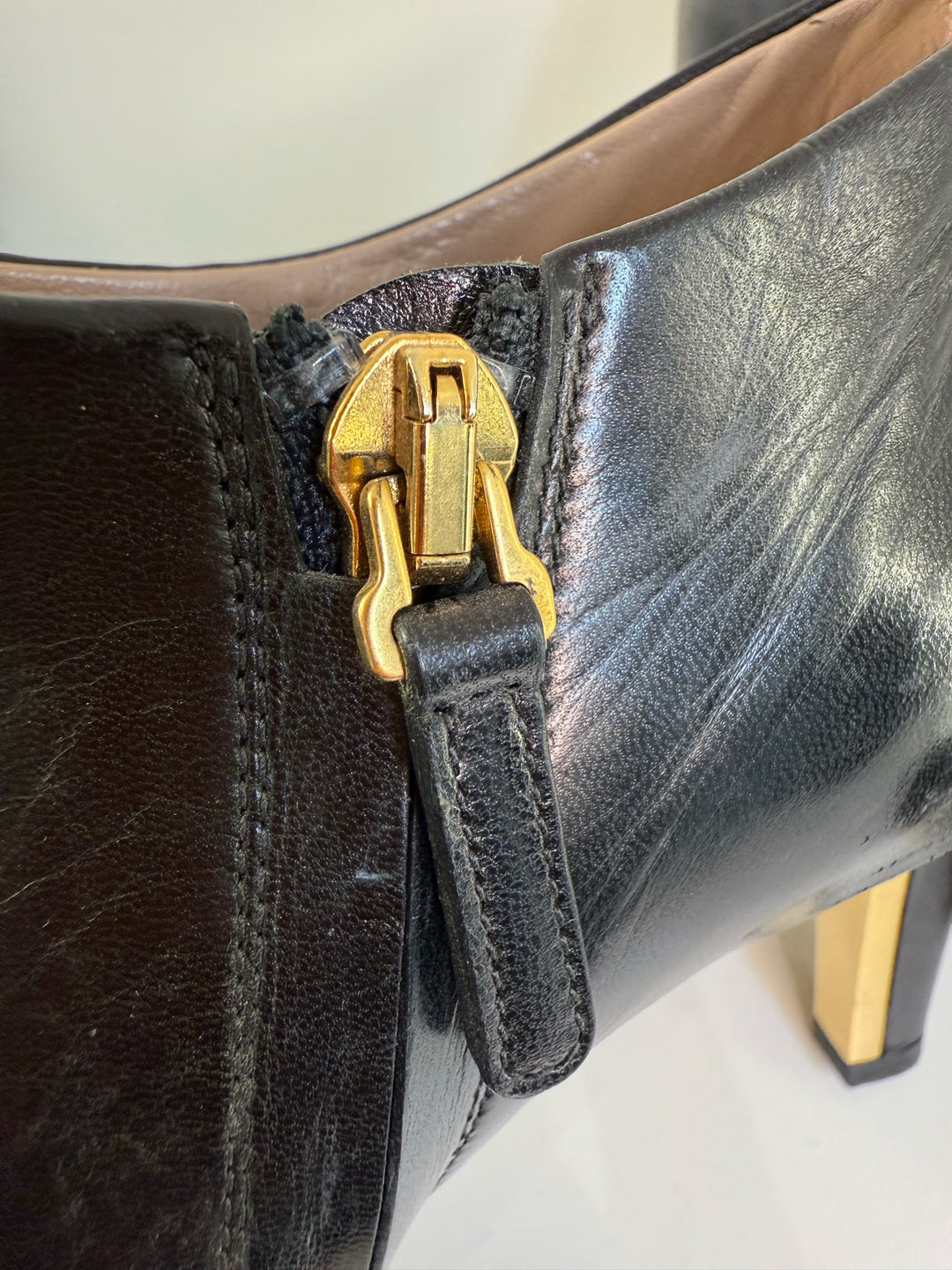 Chloe Ankle Cut Boot Side Zipper Gold Heel Sz 41 Designer Shoes