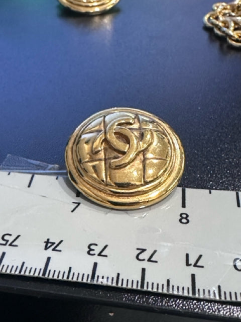 Vintage Chanel CC Quilted Clip On Earrings Jewelry