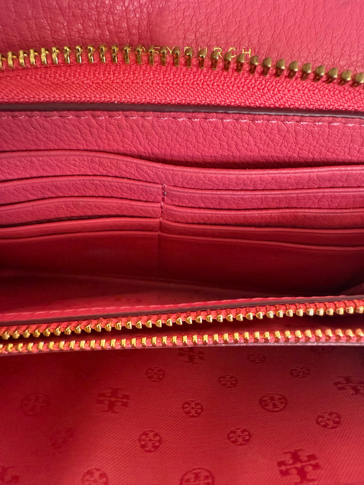 Tory Burch Cross Logo Front Body
