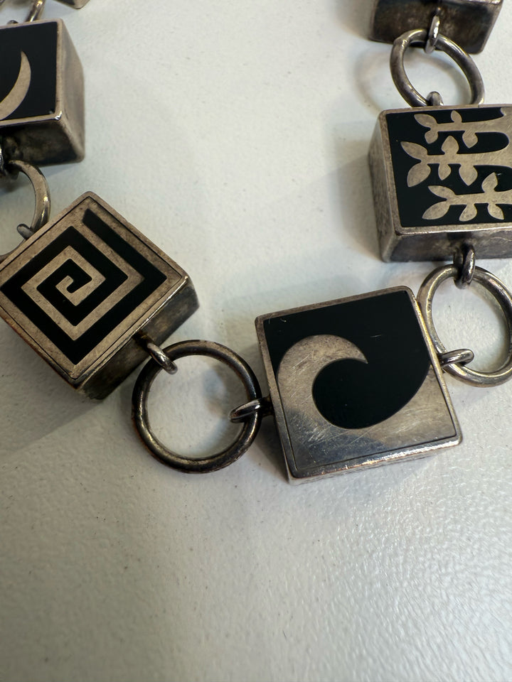 Victoria Varga onyx/SS 925 medium square charm bracelet