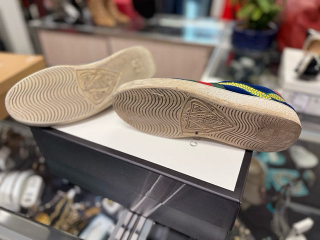 Gucci Sz 7 Velvet Sneakers Dragon Print w/Box