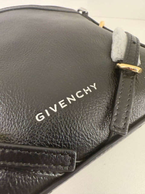 NWT Givenchy Small Black Calfskin Nano Voyou w/ Crossbody Strap Designer Bag.