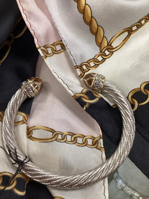 Pre Owned NWT John Madeiros Bracelet Open Cuff Cheetah detail w/ Box