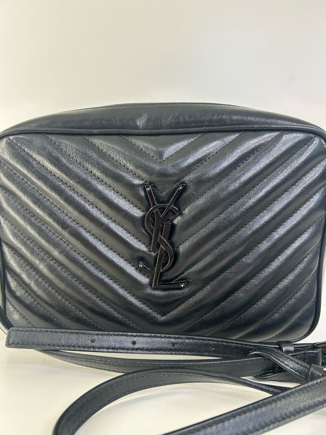 NWT Yves Saint Laurent  Lou Camera Matelasse Cross Body