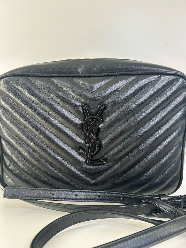 NWT Yves Saint Laurent  Lou Camera Matelasse Cross Body