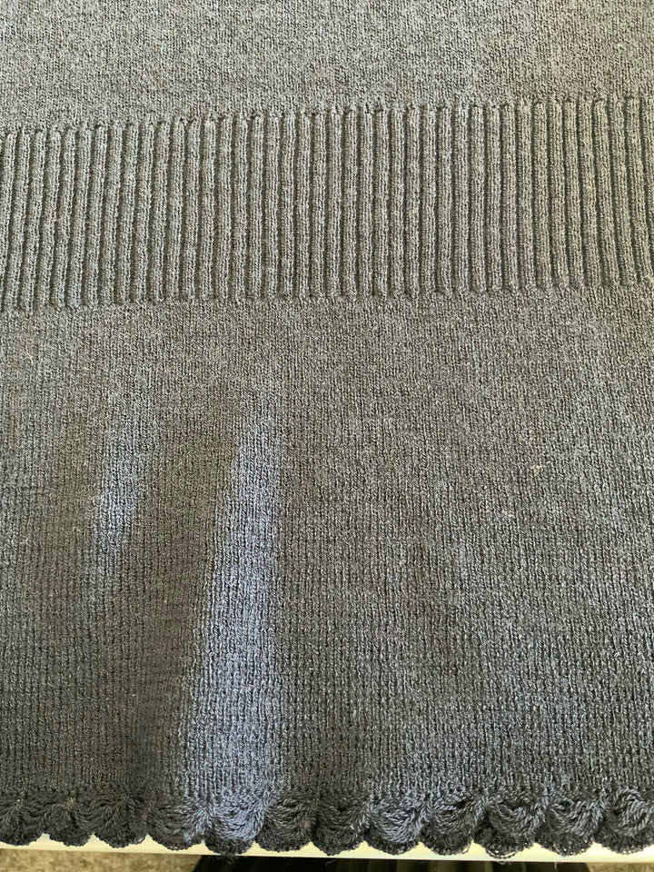 Cardigan 24 Slvless Pullover Vneck w patch Vest Size 36