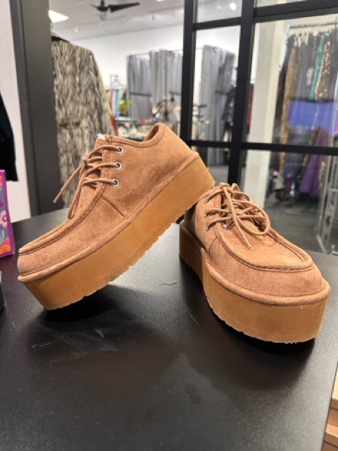 Madden Sz 9 Tan Moccasins Boots Shoes