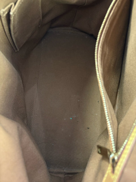 Louis Vuitton Cabas Mezzo Zip Top Monogram Totes Bags