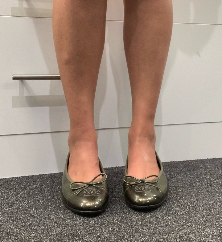 CHANEL Classic Ballet Flats Sz 36.5