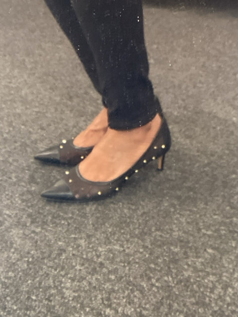 Valentino Sz 40 Black Garavani Studded Pumps Shoes Heels