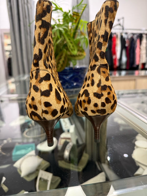 Loeffler Randall Animal Print Sz 8 Boots