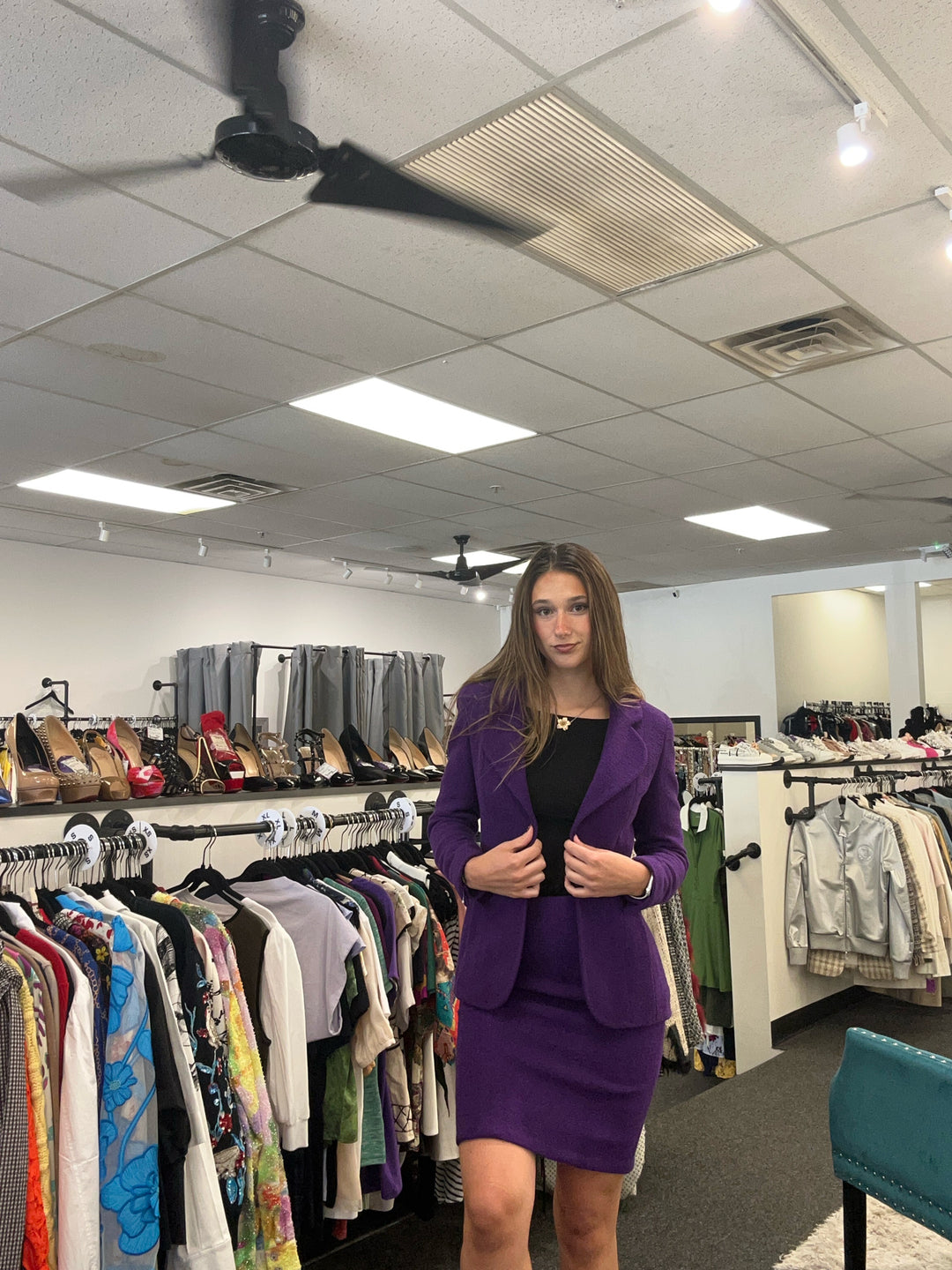 Chanel 2 PIECE SUIT WITH GOLD/PURPLE braque BUTTONs Sz 36