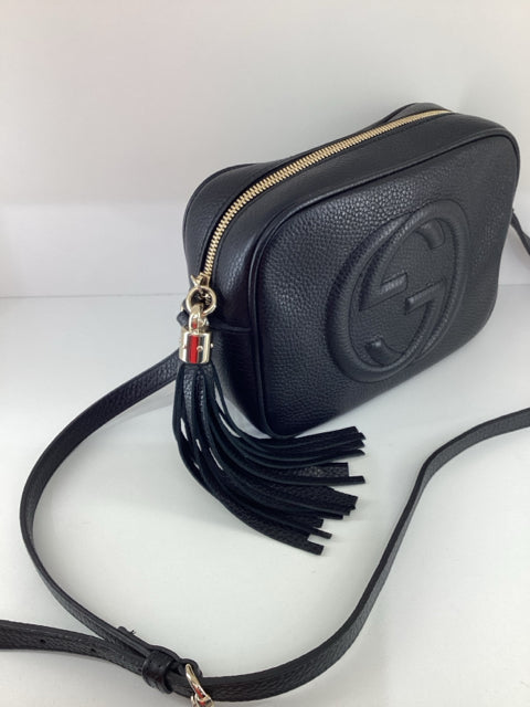 Pre Owned Gucci Black Pebbled Leather Soho Disco Crossbody Designer Bag