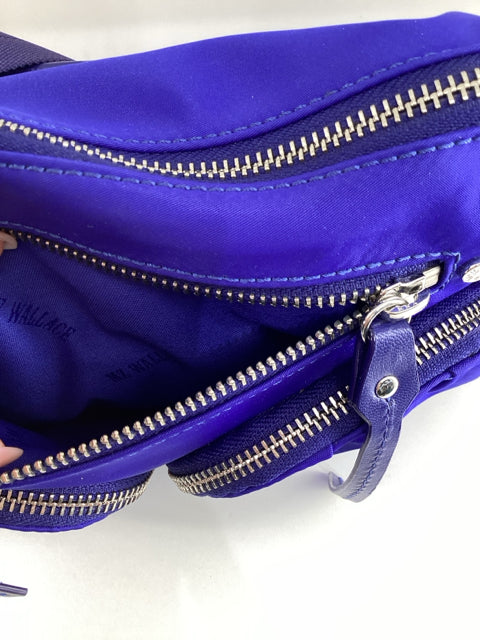Pre Owned Mz Wallace silver hardware w/pouch  w/dustbag Cross Body Bag.