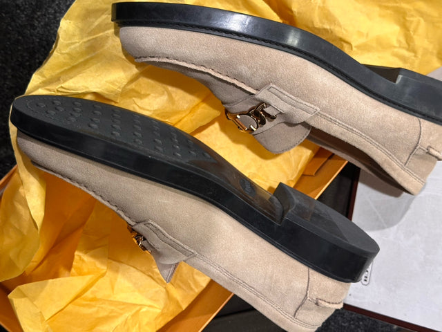 Tod's Sz 39.5 Tan Suede Loafers