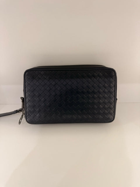 Pre Owned Bottega Venettta Woven Toiletry Wristlet Bag