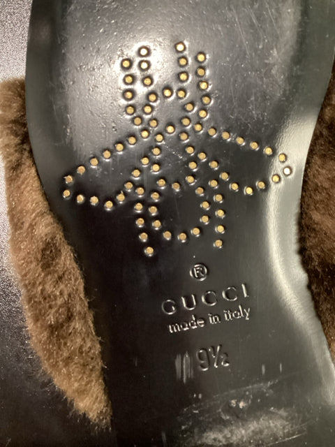 Gucci Sz 9.5 Princeton w/ Fur Trim Slippers Shoes
