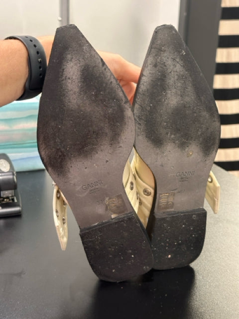 Ganni Sz 37 Off White Shoes w/ Buckles