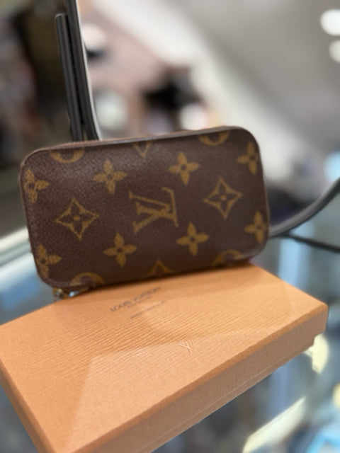 Louis Vuitton Vintage Key Holder W/ Dust Bag