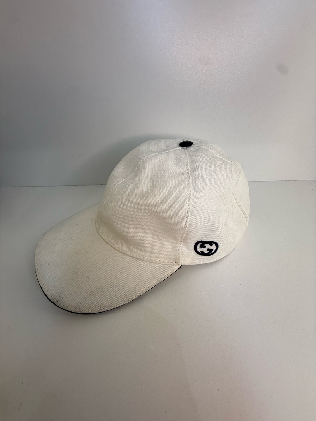 Gucci White Baseball Cap Size L