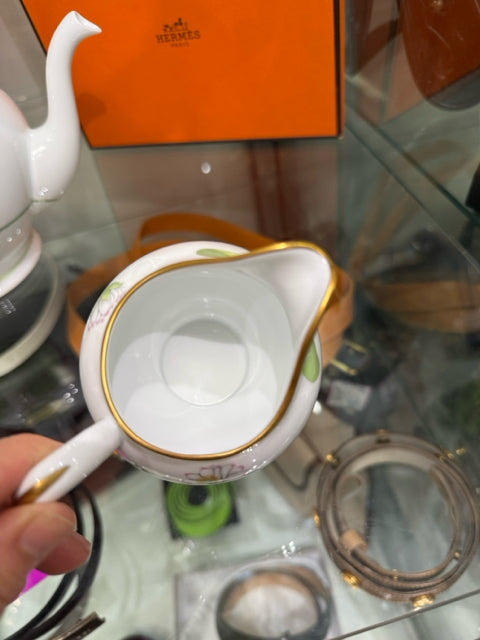 Hermes' White Lilypad Teapot Set w  Box