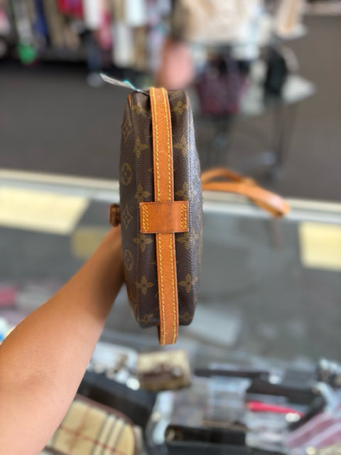 Louis Vuitton Jeune File Crossbody Shoulder Bag