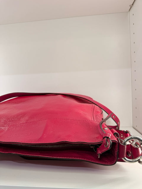 Pre Owned Coach Fuschia Patent Leather Shoulder Bag Purse