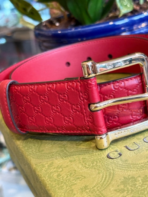 NWT Gucci guccissima Leather Belt Sz 80 Red
