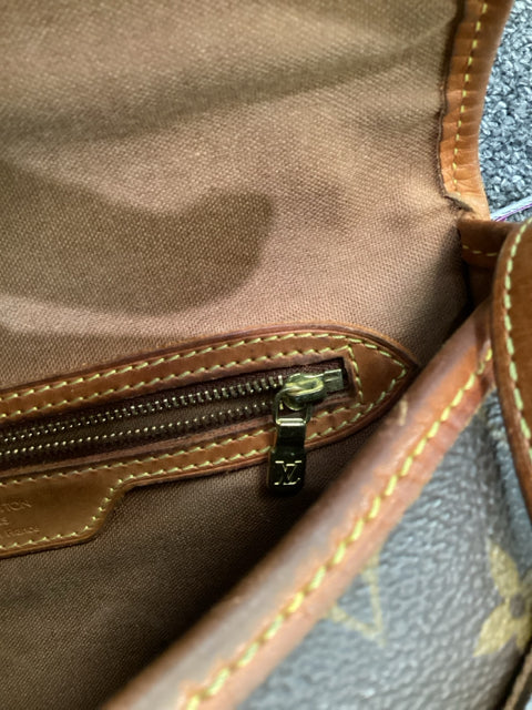 VINTAGE SOLOGNE Louis Vuitton Designer Shoulder Bag