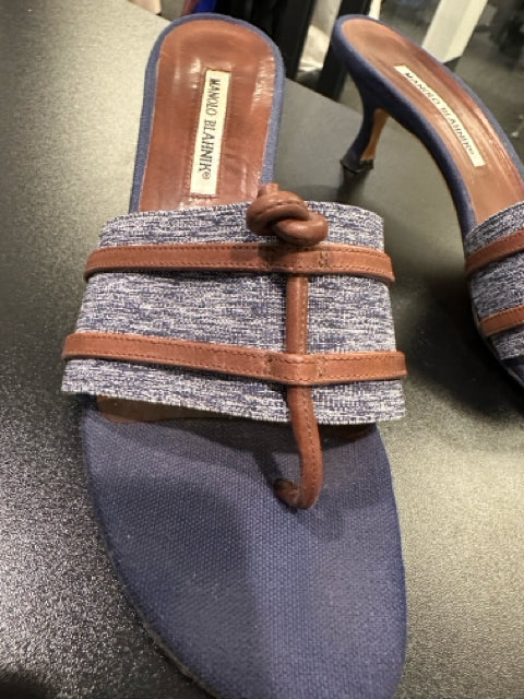 Manolo Blahnik Sz 39  Denim Kitten Heels Sandals Shoe