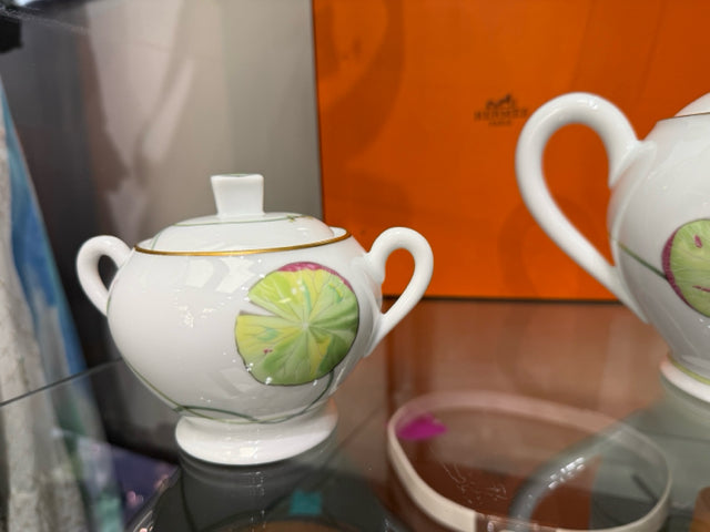 Hermes' White Lilypad Teapot Set w  Box