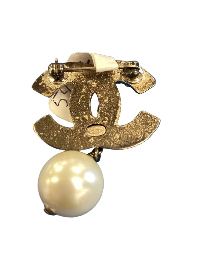 Vintage Chanel Interlocking CC Pearl Drop Brooch Pin