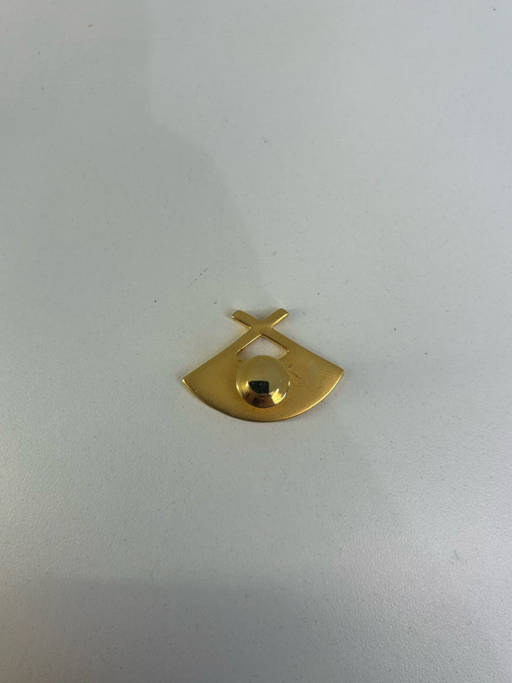 Vintage Matte Gold Open Fan Pin Jewelry