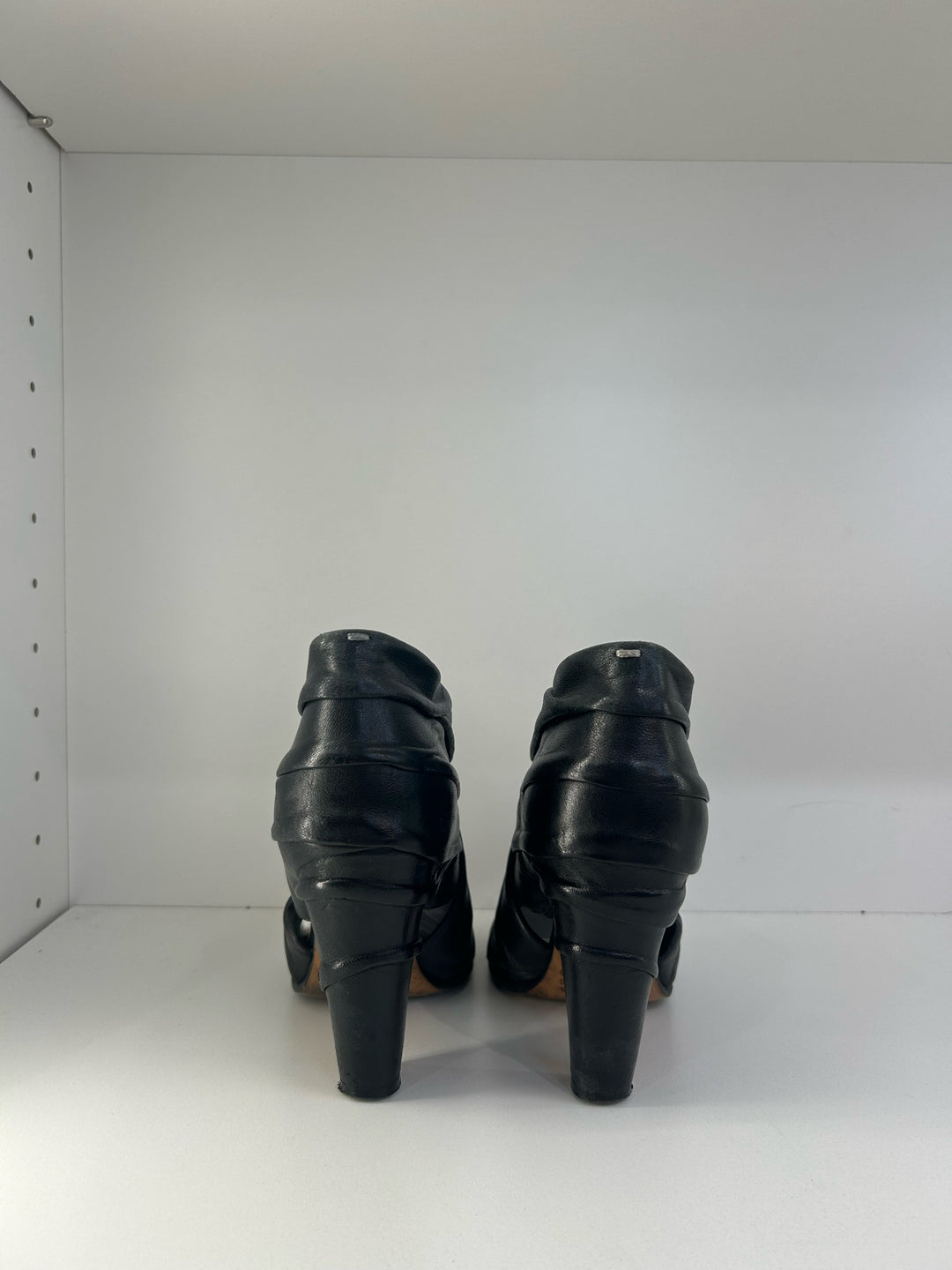 Maison Martin Margela Criss Cross Bootie Leather Peep Toe Designer Shoes Sz 35.5