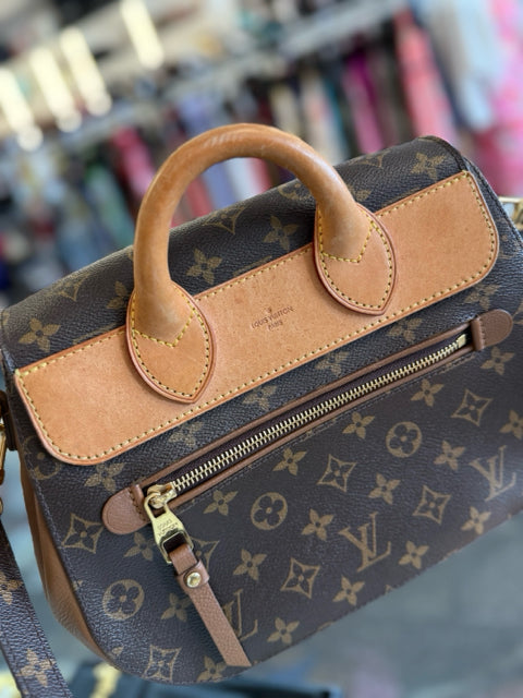 Pre Owned Louis Vuitton Monogram Eden PM Brown Handbag w/ Dustbag.