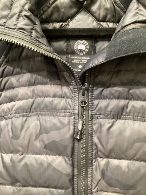 Canada Sz M Black Camo Goose Jacket