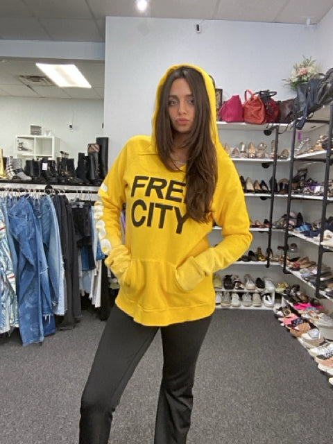 Pre Loved Free City Sz M Yellow Hooded Sweatshirt "Sending Light" Sweatshirt.