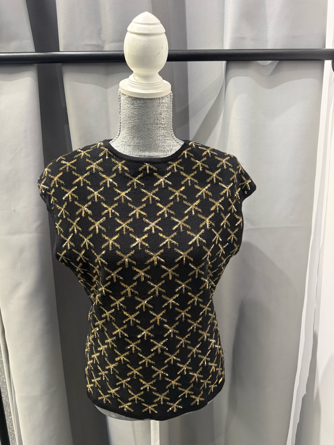 Chanel SS Cap Slv Gold Sequin Print Tpo Size 40