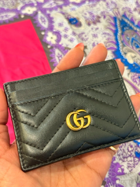 Gucci CC Black Cowhide Holder w Gold GG Hardware Card Case