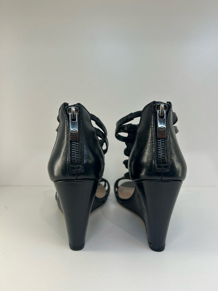 NIB Vince Camuto Wedge Sandles Sz 7.5