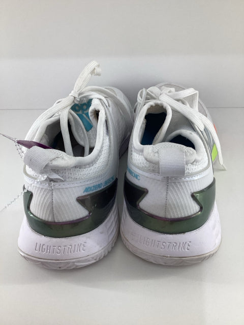 8.5 Adidas Sneakers  Lightstrike white multi color