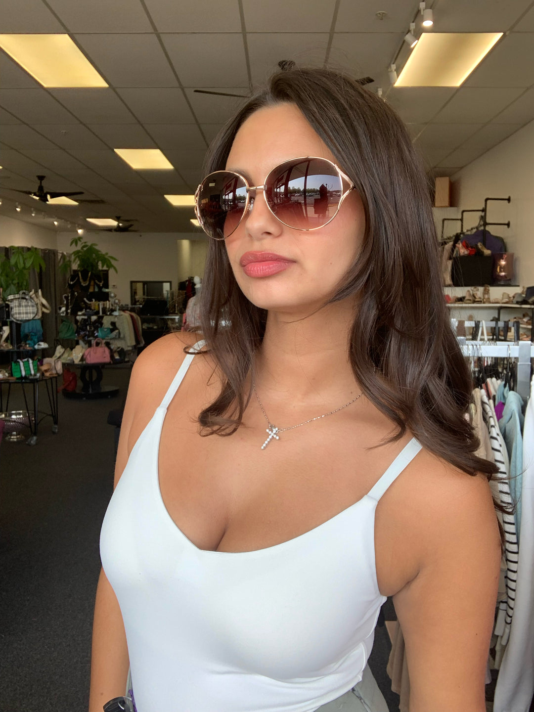 Sunglasses Round Rose w/ Gold Frame & case