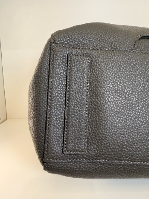 Pre Owned Tumi Grey Leather Pebbled Tote