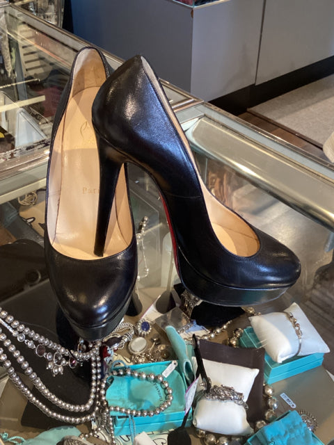 Sz 37.5 Bianca Christian Louboutin Pump Shoe – eliterepeatny