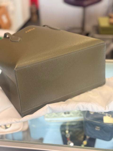Pre Loved Furla Olive Leather Tote Bag.