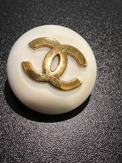 Chanel CC White Clip Earrings AS-IS