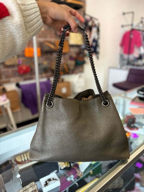 Gucci Leather Gunmetal Soho Chain Totes Hand Bag