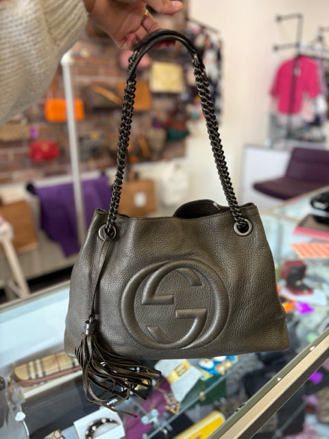 Gucci Leather Gunmetal Soho Chain Totes Hand Bag