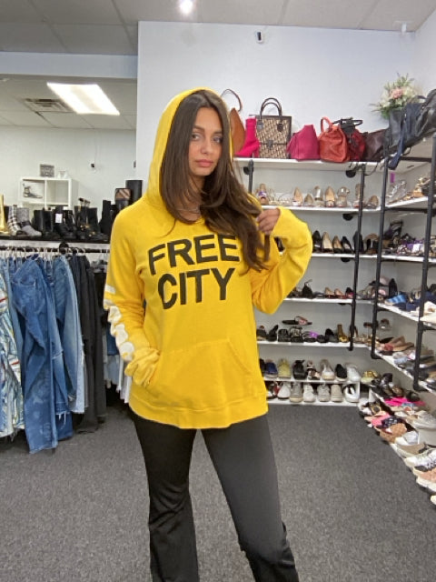Pre Loved Free City Sz M Yellow Hooded Sweatshirt "Sending Light" Sweatshirt.