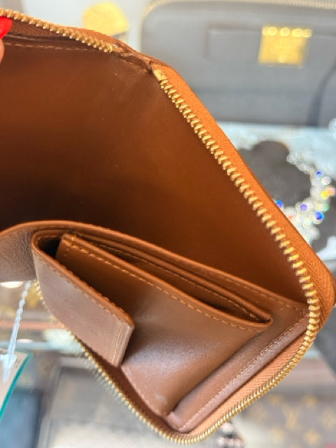 Louis Vuitton BRONZE WALLET Designer